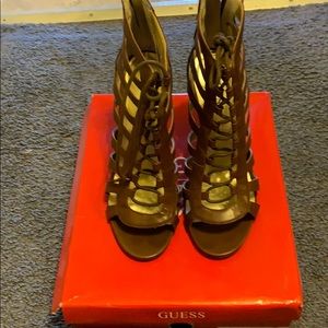 Guess heels $